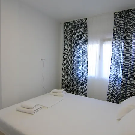Lora Zmajeva, 7 Apartament